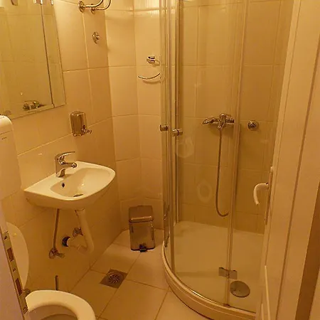Hostel Kavala *